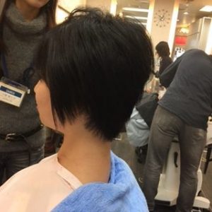 ショートボブ 山川