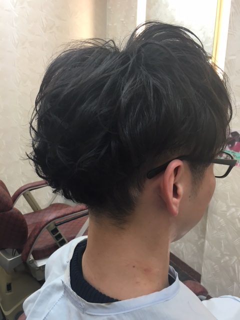 ツーブロックパーマ 近本
