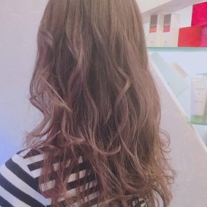 淡い ロング アッシュピンク