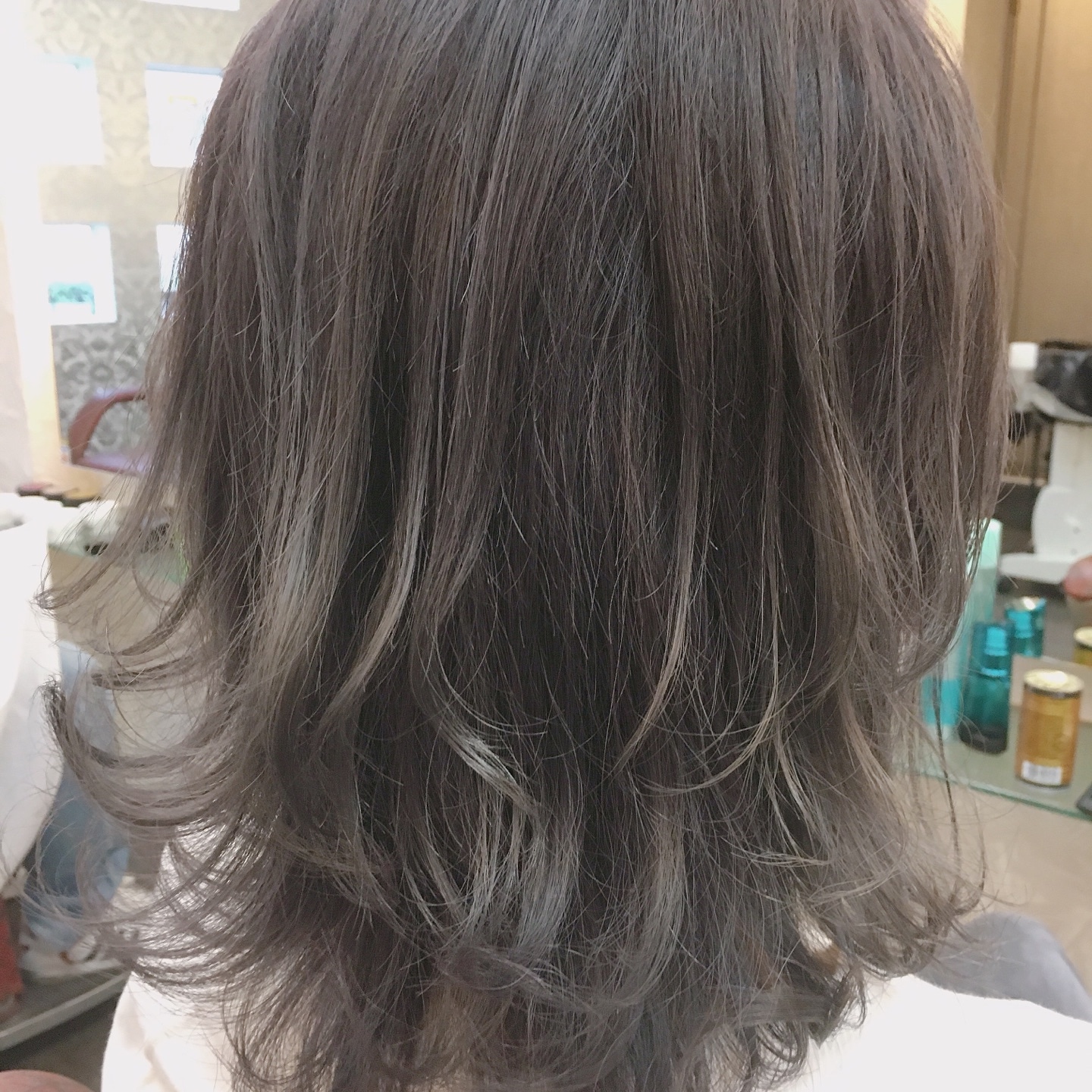 透明 シルバー ほんのり