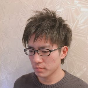 カット めがね