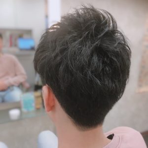うしろ